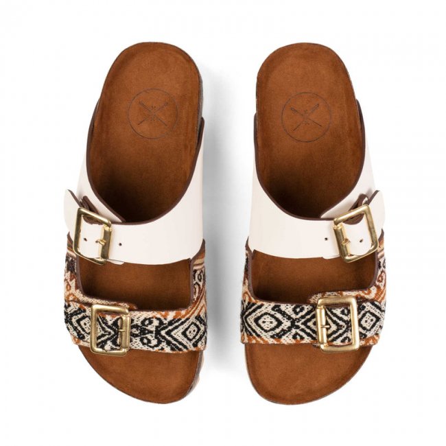 Inkkas Women's Desert Buckle Sandal