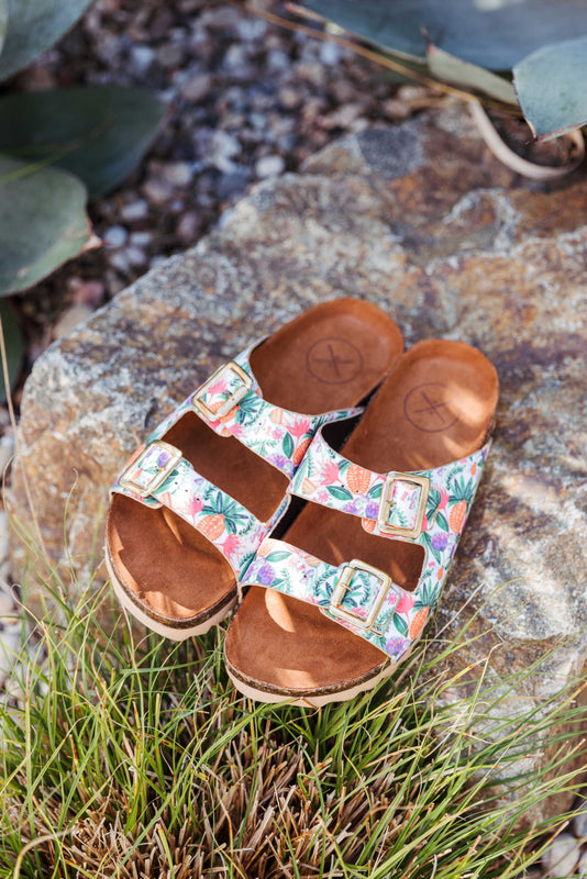 Inkkas Women's Abacaxi Buckle Sandal