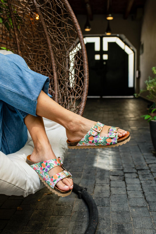 Inkkas Women's Abacaxi Buckle Sandal