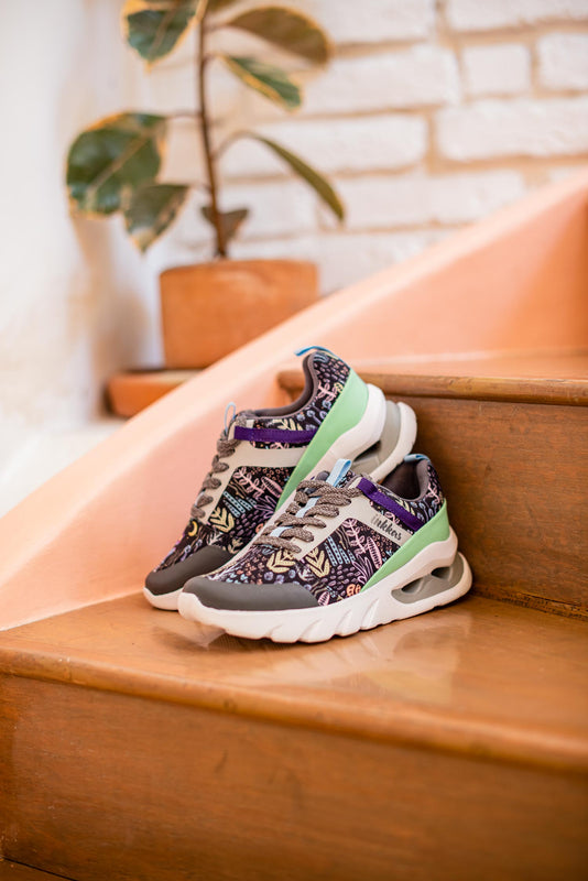 Inkkas Women's Loomi Trainer