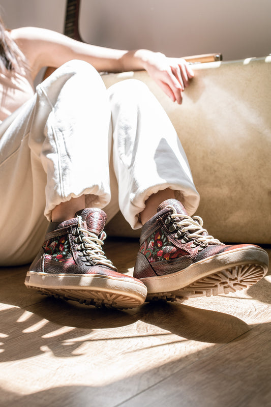 Inkkas Women's Rooster Camping Boot